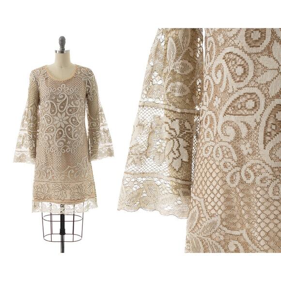 Vintage 1960s Dress 60s Cream Lace Bell Sleeve Mini Boho Wedding Bridal Cocktail